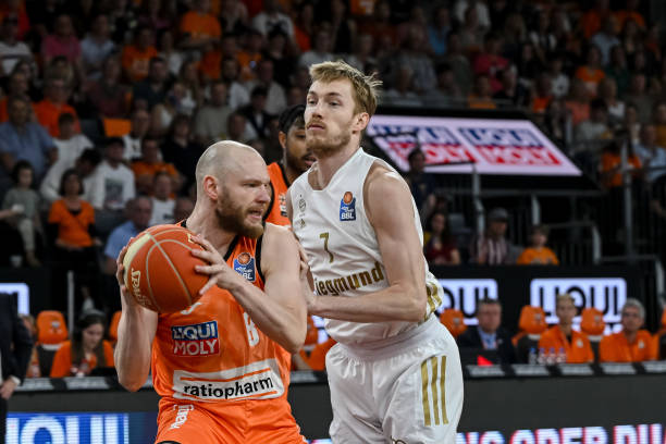 再创辉煌 再创辉煌