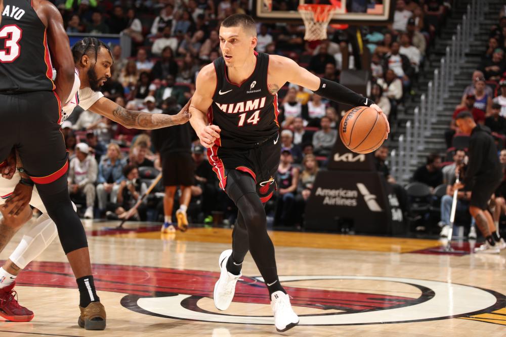 队中有何影 队中有何影