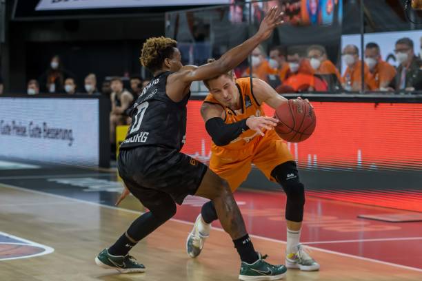 员值得思考 员值得思考