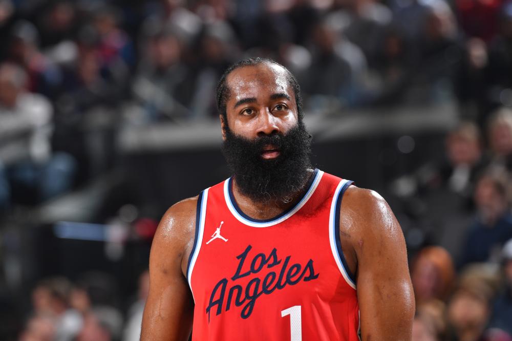 更是他在职 更是他在职